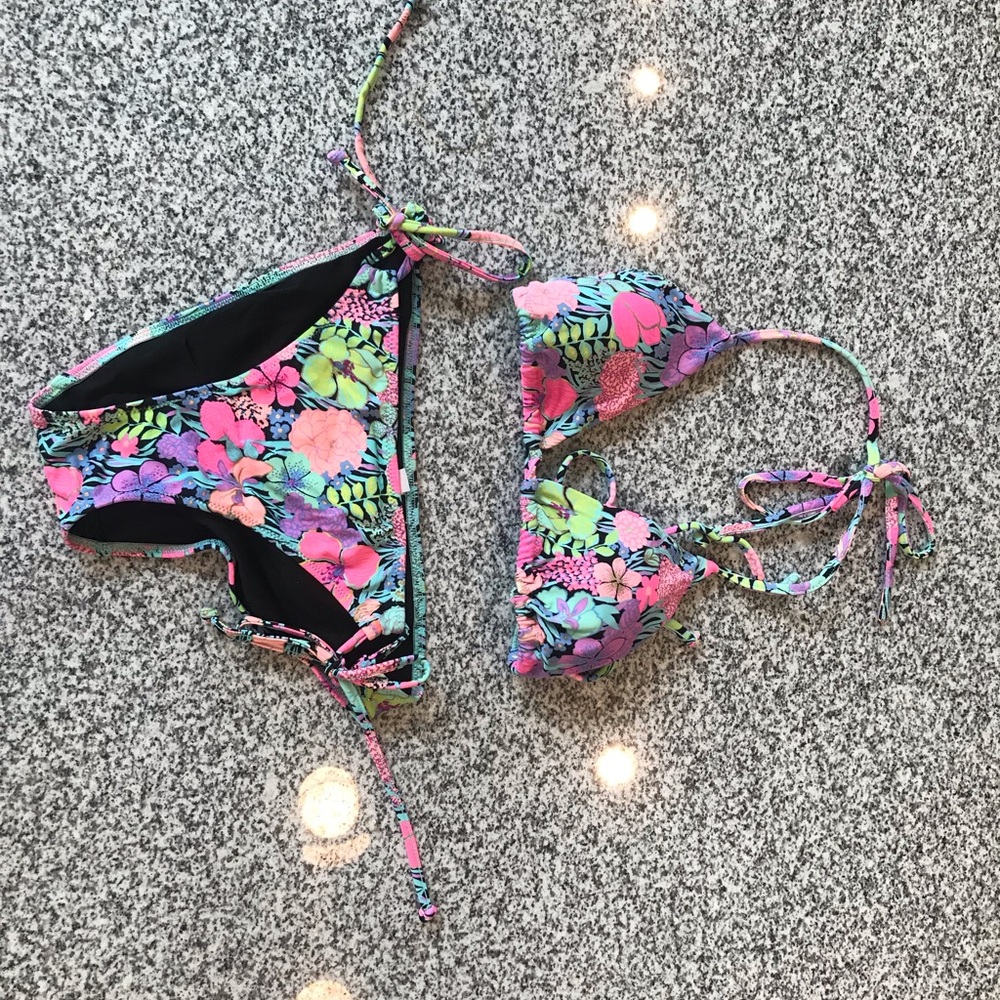 Bathing suit